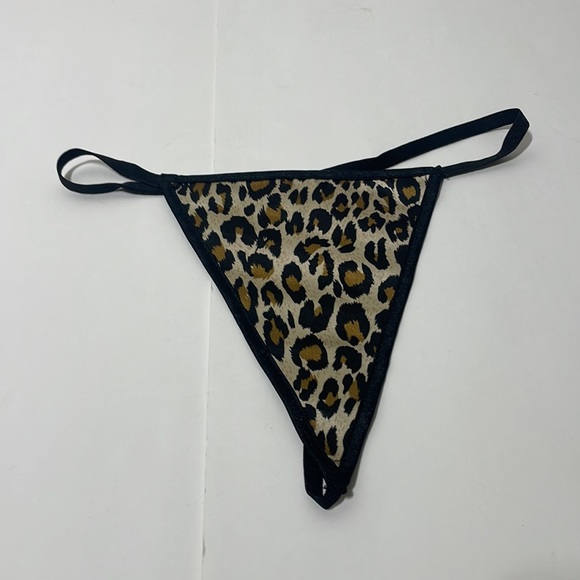 Hearts Rob Cheetah Print corset - Picture 3 of 5